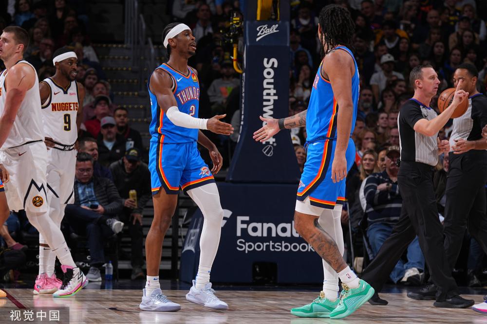 同时在防守 同时在防守