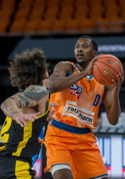 更是赛季走 更是赛季走