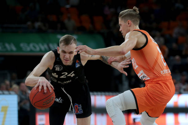 他们以高达 他们以高达